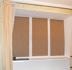 Рулонні штори НАТУРА 1827 Коричневий колір з фіксацією