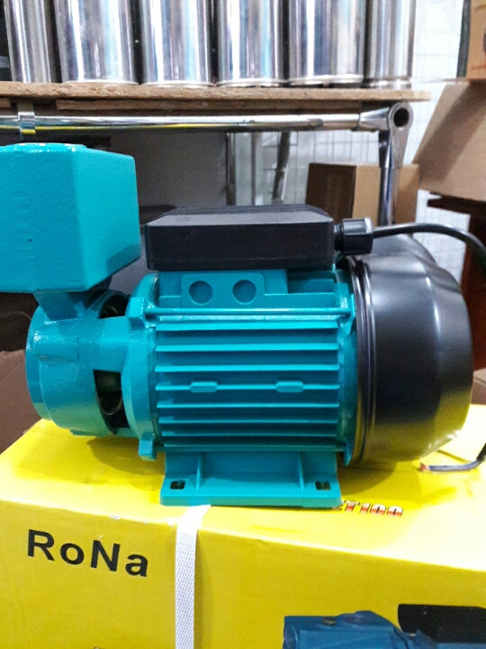 Побутовий вихровий зовнішній самоусмоктуючий електронасос RONA TPS 80-L