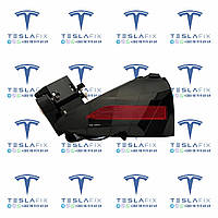 155361000D - Крышка порта зарядки в сборке Tesla Model X 2021+ Оригинал