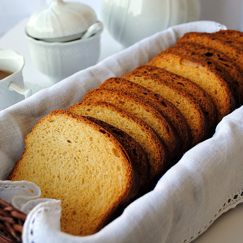 Хлебцы - сухарики круглые для завтрака Fette Biscottate integrale Certossa Италия, 600 г. - фото 4 - id-p35099078