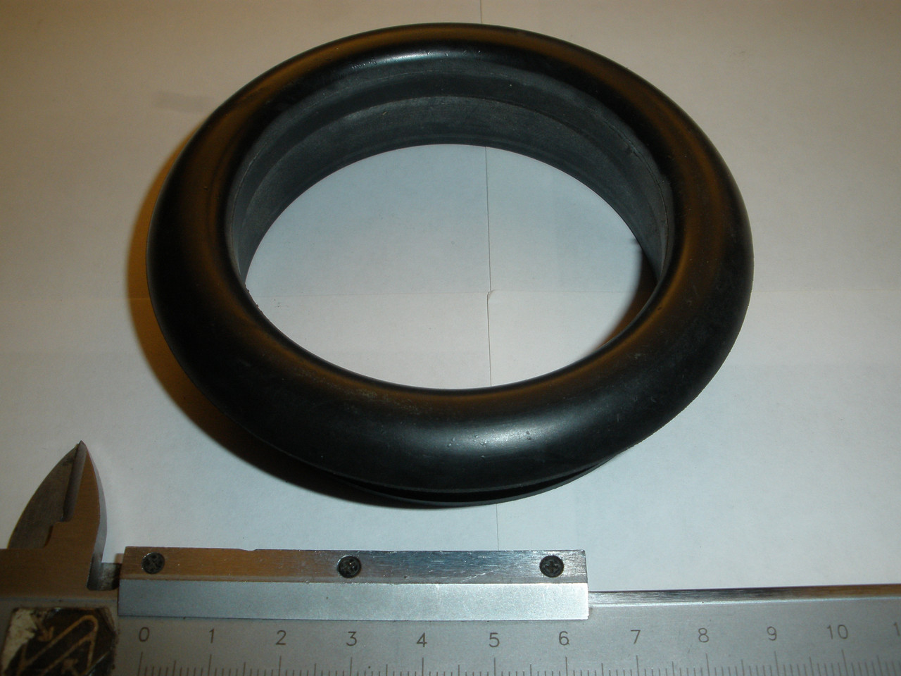 Патрубок карбюратор-повітряний фільтр УАЗ 469, 3151 (451-1109150, 126 карбюратор, пр-во Оригінал), фото 1