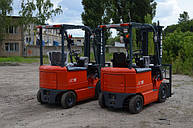 Навантажувачі Heli