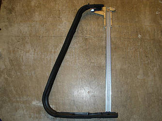 Ущільнювач поворотного скла передньої лівої двері УАЗ 469, 3151, 31512, 31514, 31519(451Д-6103123-01 Оригінал)