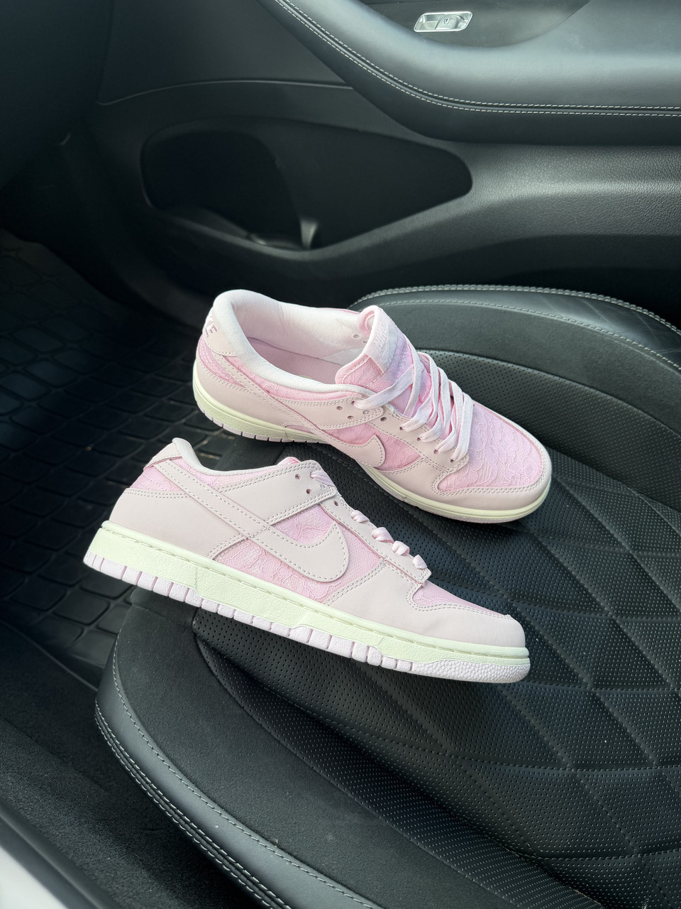 SB Dunk Low WMNS Lace Pack - Regal Pink 36 41