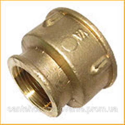 Муфта латунна 1 1/4" 3/4" перехідна