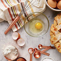 Кондитерські інструменти та аксесуари