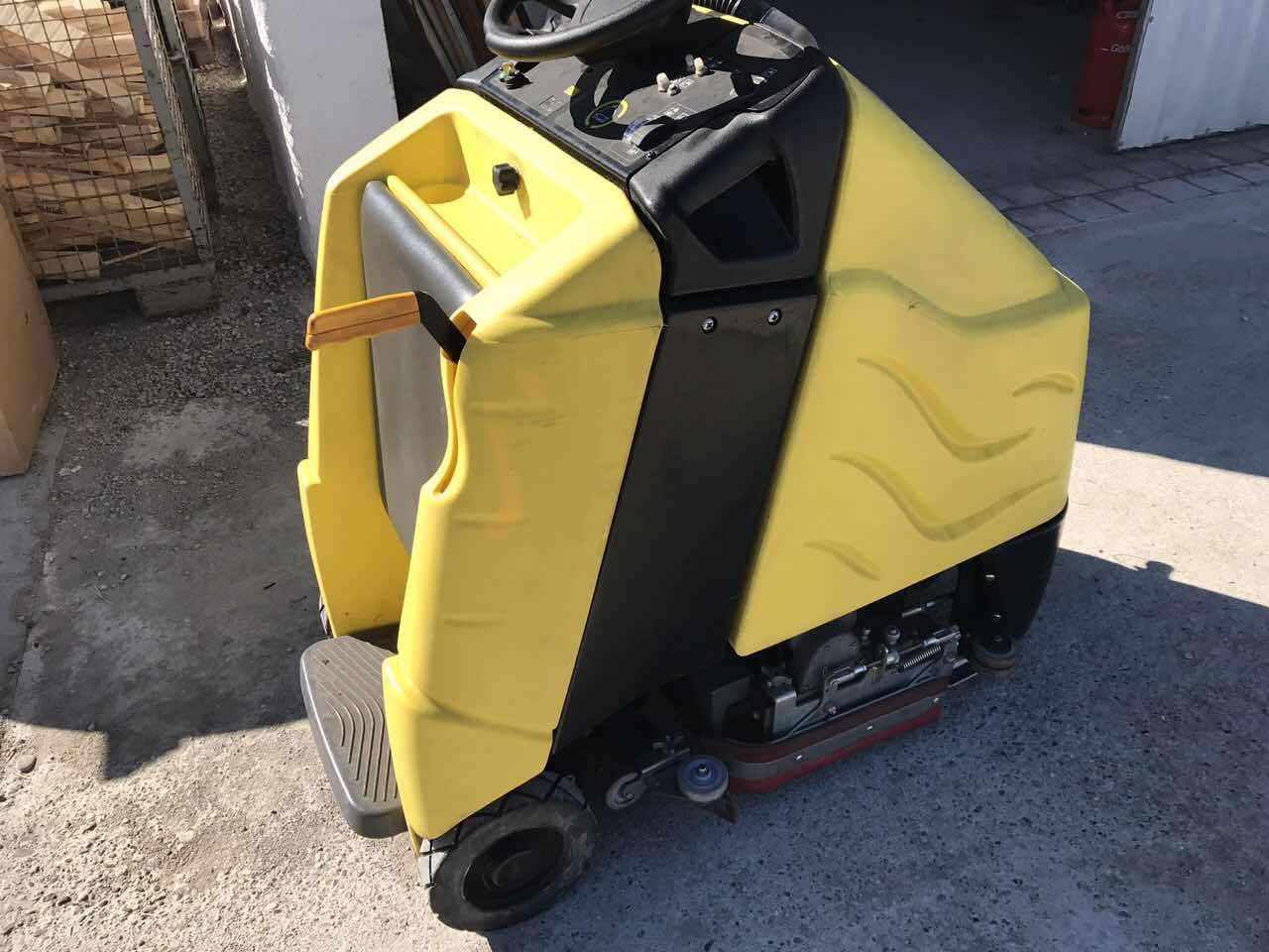 Аккумуляторная поломоечная машина Karcher B 90 БУ R б/у - фото 3 - id-p44881538