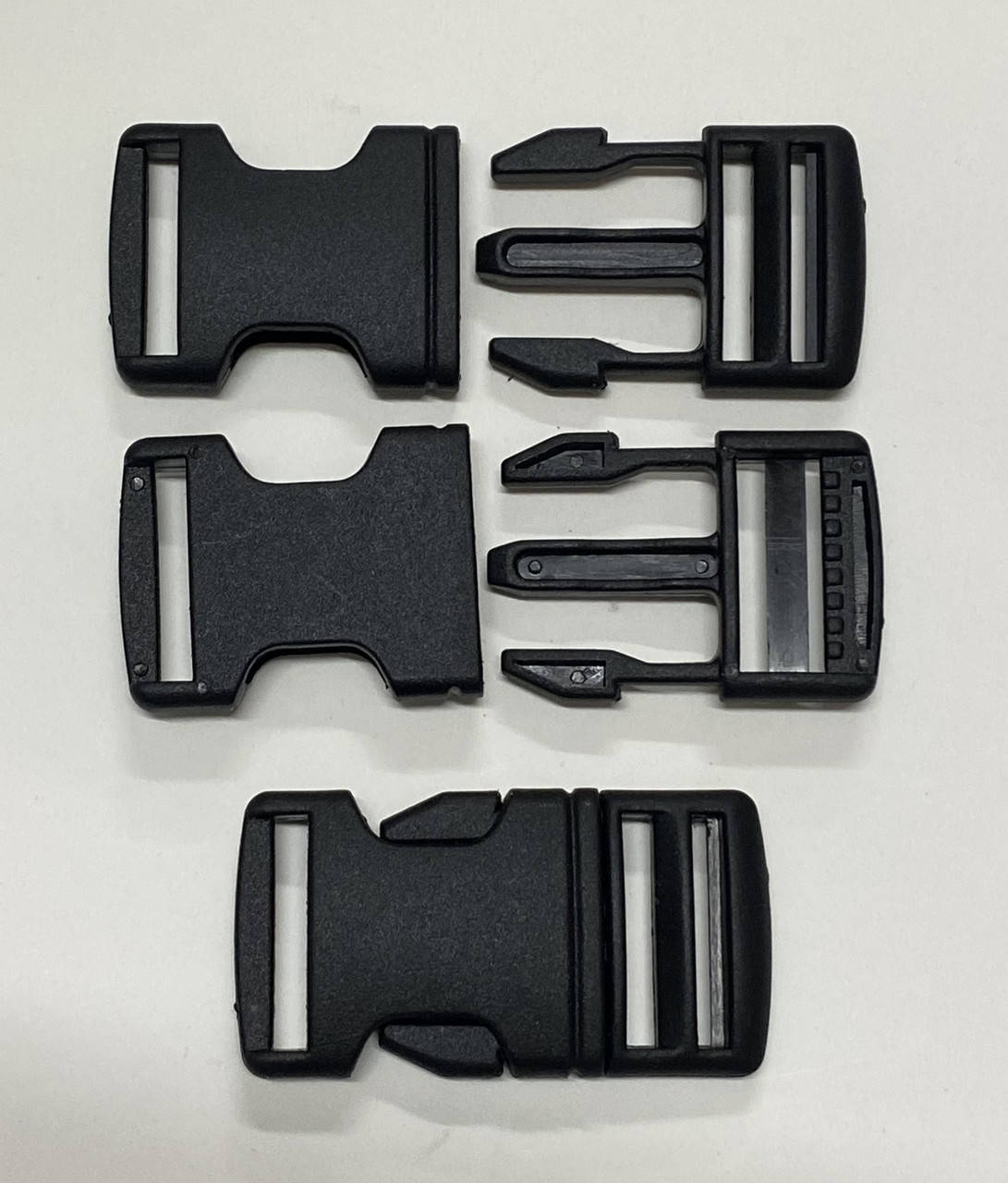 

Застёжка фастекс пластик 25мм/шт (черный)