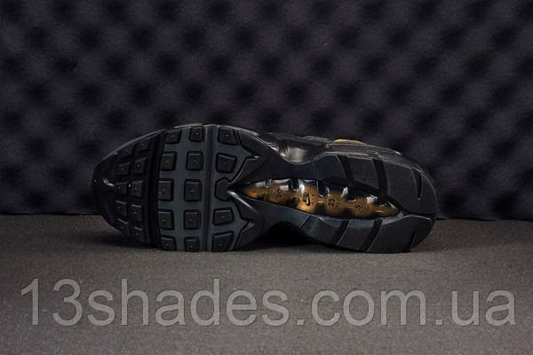 Nike air 95 black gold new arrivals