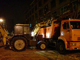 Цілодобова прибирання снігу, навантаження та вивезення снігу в Києві
