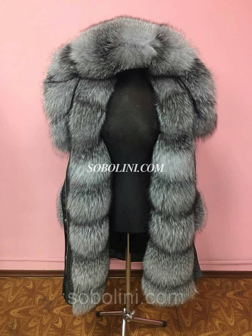 Парка з хутром блюфроста з шикарним капюшоном, колір плащової тканини чорний, довжина 95/105 см, фото 1