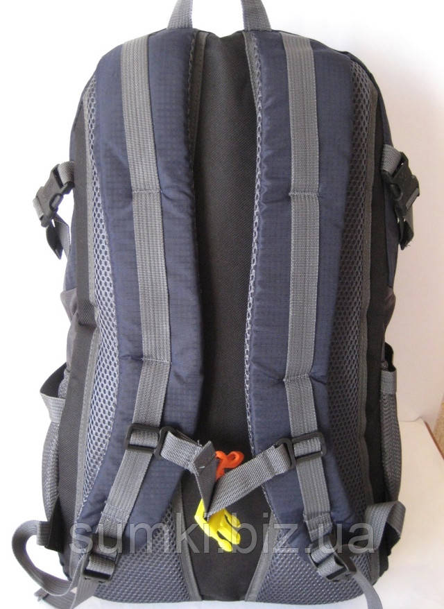 потужна кріпильна система The North Face