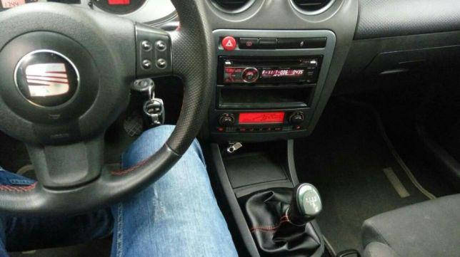 

Чехол КПП для Seat Leon 2