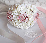 Весільний браслет з квітами "Персикові півонії та троянди айворі"", фото 3