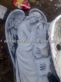 Елітний пам'ятник Ангел з граніту 14