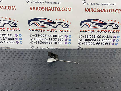 Ущільнювач дверного обмежувача Renoult Sandero 8200574748 34175