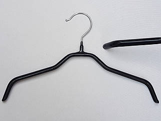 Плічка вішалки тремпеля дитячі металеві в силіконовому покритті чорного кольору, довжина 30 см