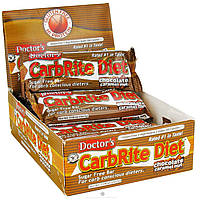 Universal Nutrition, Дієта Doctors CarbRite, шоколадний карамельний лісовий горіх, 12 батончиків, по 2 унції (56,7 г) кожен