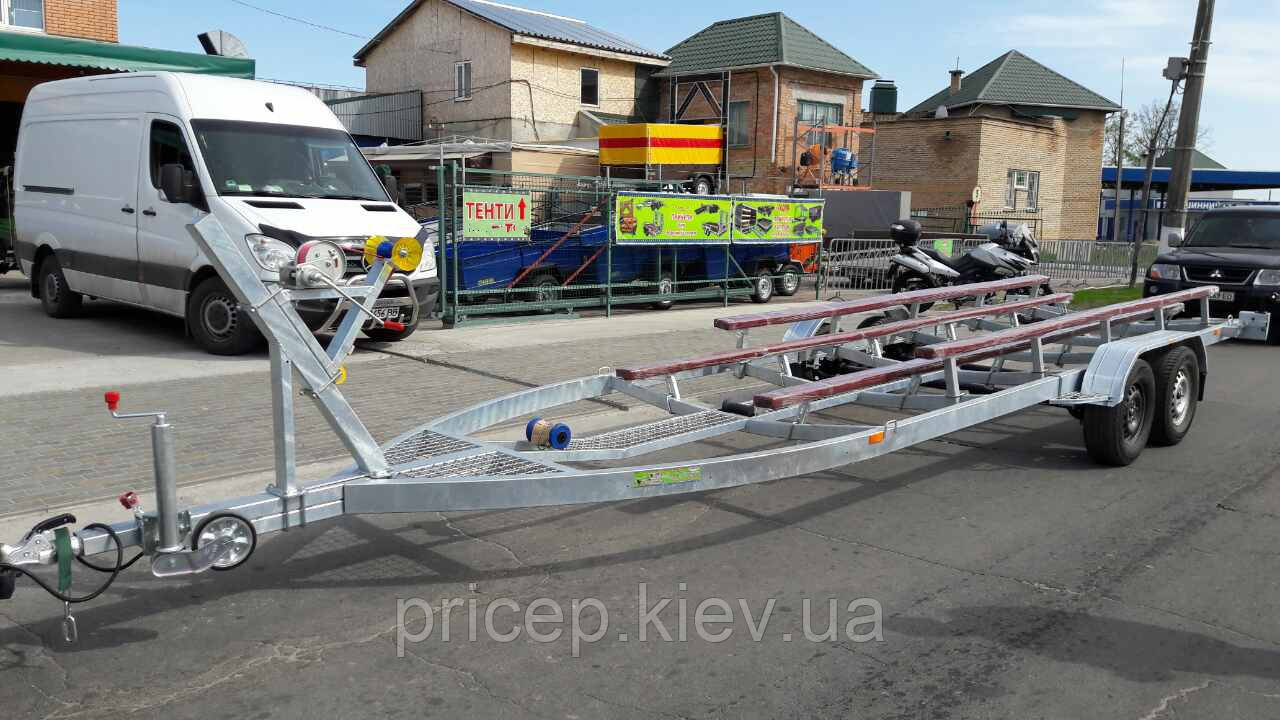 Лафет для яхти 8 м-8,4 м завдовжки. Цинк. Без гальм.
