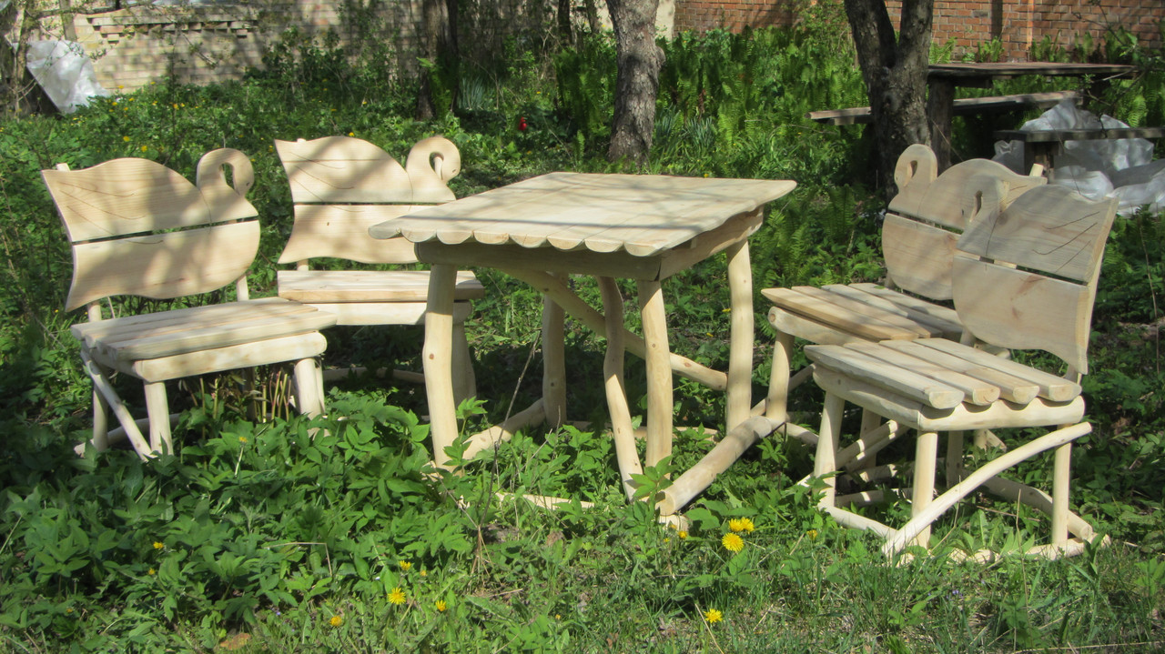 Табурета дерев'яна,стол, мебель для саду, мебель із дерева, мебель для дачі.