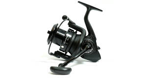 Котушка DAIWA BLACK WIDOW 25A (10133-225)