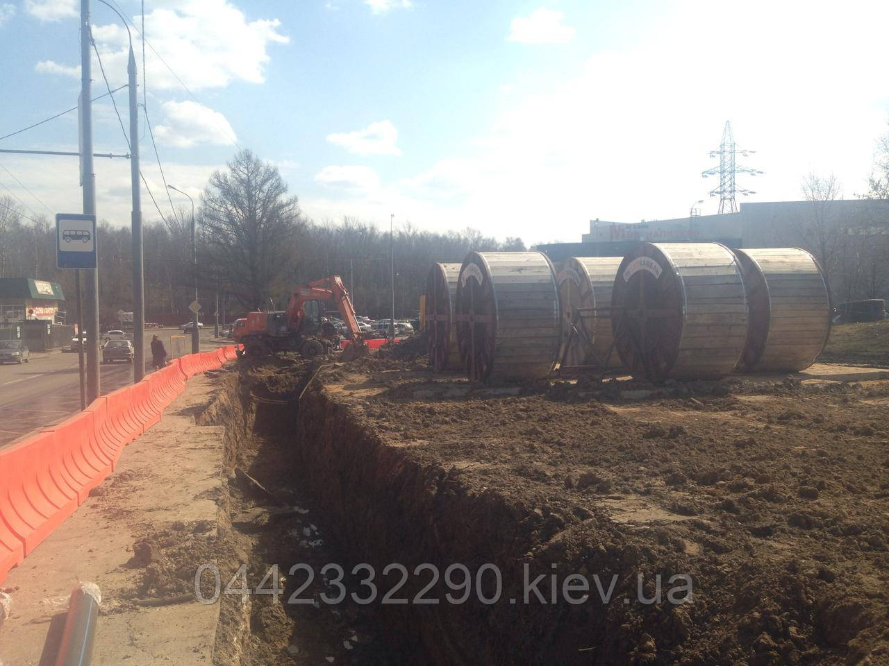 Копка траншей під комунікації в Києві та Київській області, фото 1