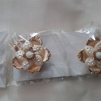 Золотий магніт для підхоплення тюля