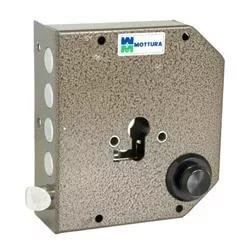 Замок накладної Mottura 30610 VD50 R