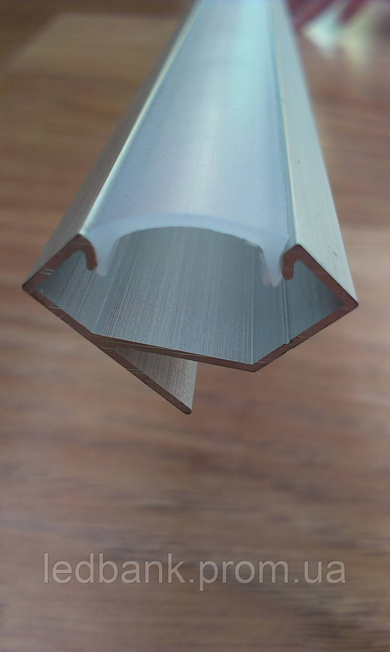 Алюминиевый профиль для светодиодной ленты угловой не анодированный .