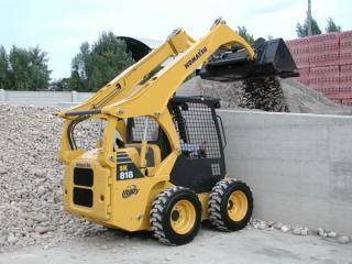 Оренда міні навантажувача KOMATSU SK818