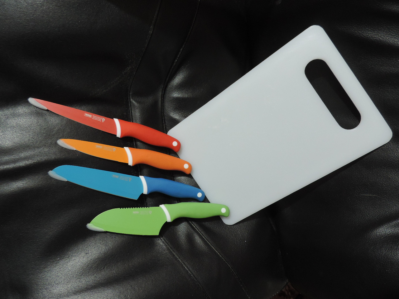 Набор кухонных металлокерамических ножей с разделочной доской. Швейцария - фото 7 - id-p534057130
