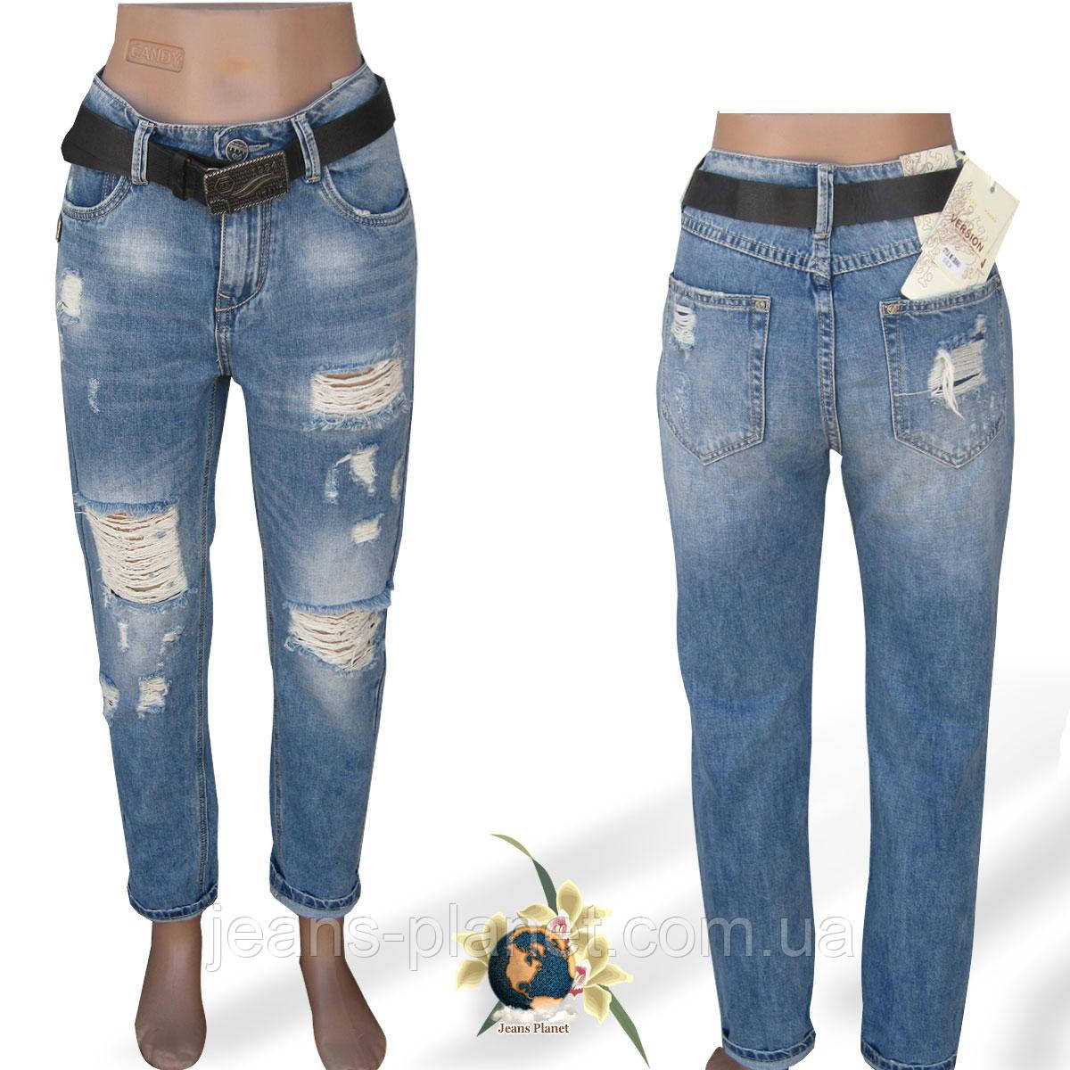 Рвані жіночі джинси Mom Version світло-сині 28-й розмір, фото 1