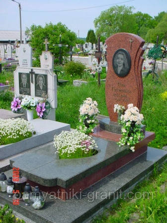 Пам'ятки з граніту (Образці No315)