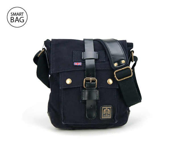 Небольшая черная мужская сумка на плечо Akarmy Небольшая черная мужская сумка на плечо Akarmy