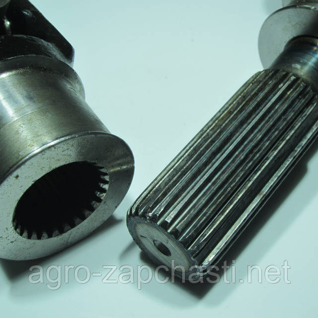 Карданный вал привода подборщика на пресс Sipma Z224 в сборе