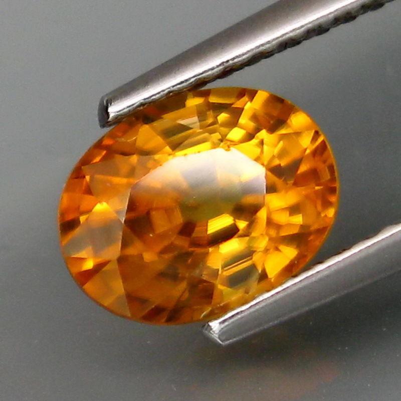 Циркон натуральний 2.10 Ct. Танзанія 8 X 6.1 X 4.4 Mm.