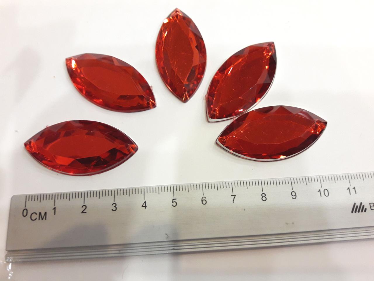 Стрази пришивні пластикові на 2 дірки. 5 шт. Червоні, пелюстки (40 мм х 20 мм)