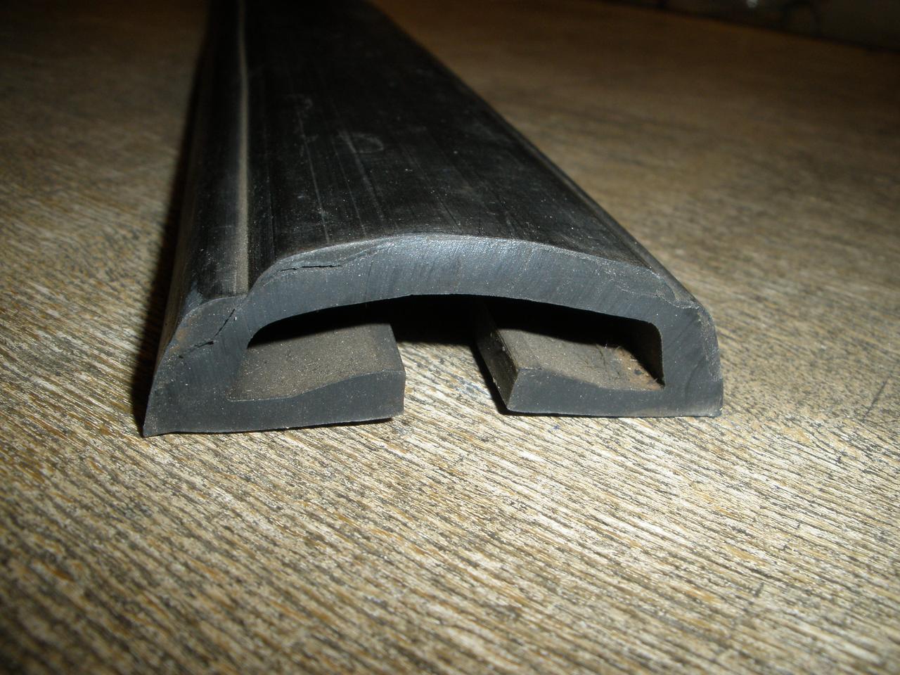 Накладка переднього бампера ГАЗ 3102 ( 3102-2803144-10, пр-під ЯРТИ)
