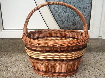 Плетений кошик із лози