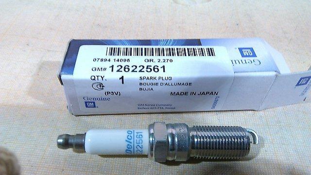 Свічка запалювання іридієва GM 12622561 Z22SE A30XF A30XH Z32SE Opel Antara Vectra-C & CHEVROLET Captiva