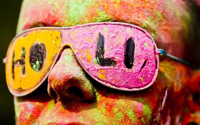 «Мельпомена Таврії» і фарби Холі в Херсоні! «Мельпомена Таврії» і фарби Холі в Херсоні!