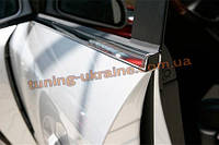 Нижні молдинги стекол Omsa на Mitsubishi L200 2006-2012