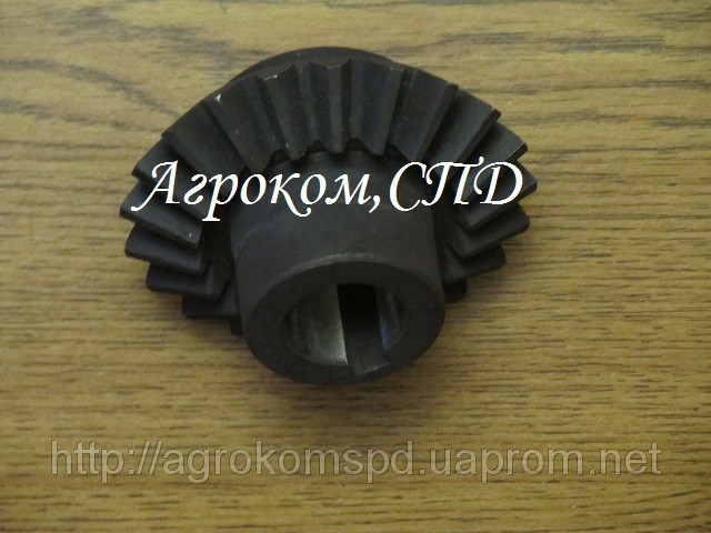 Шестерня конічна велика косарки роторної 503601067, фото 1