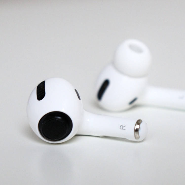

Наушники AirPods Pro люкс. Чип Airoha 1536u. Чехол в подарок, Черный