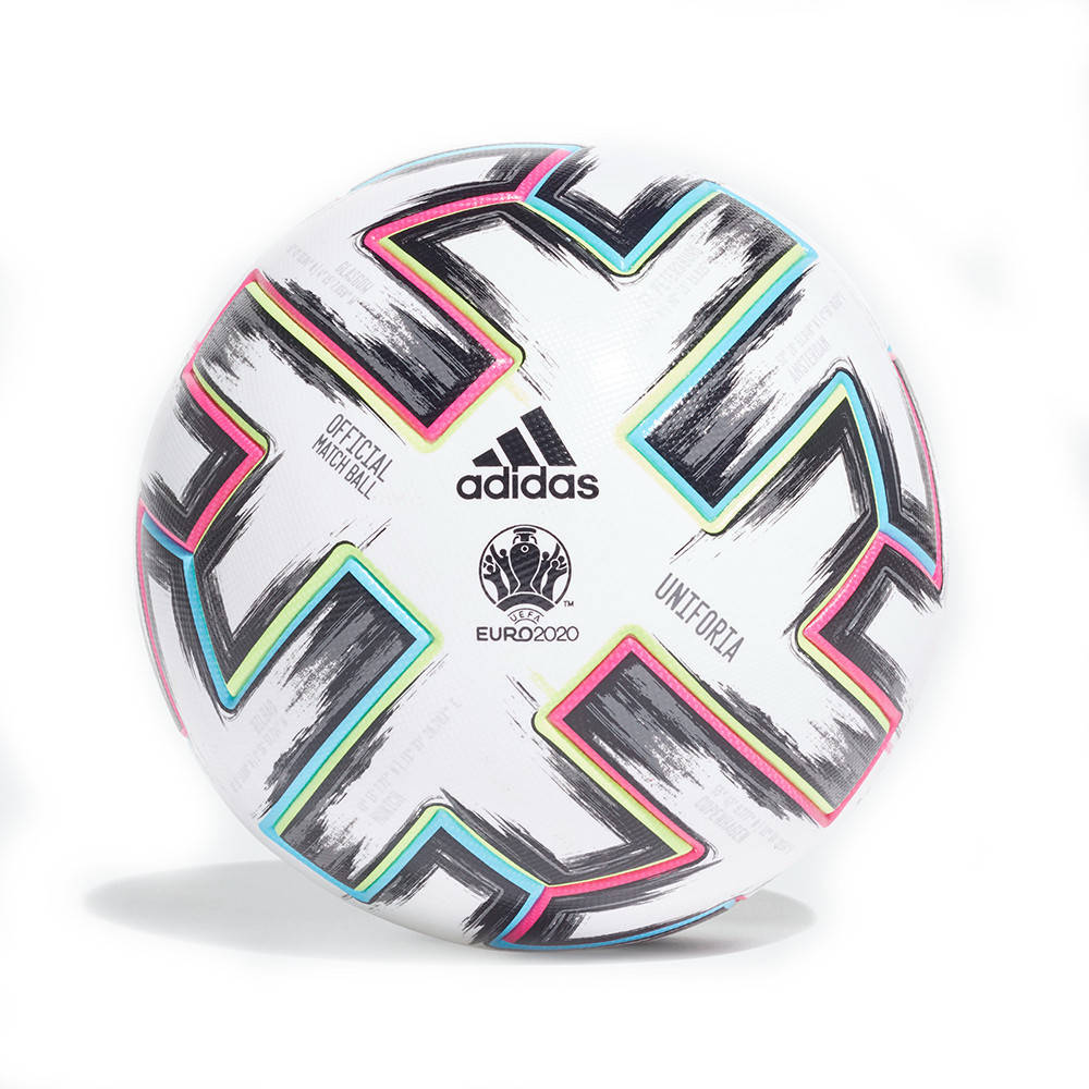 

Футбольный мяч Adidas Uniforia 5 размер