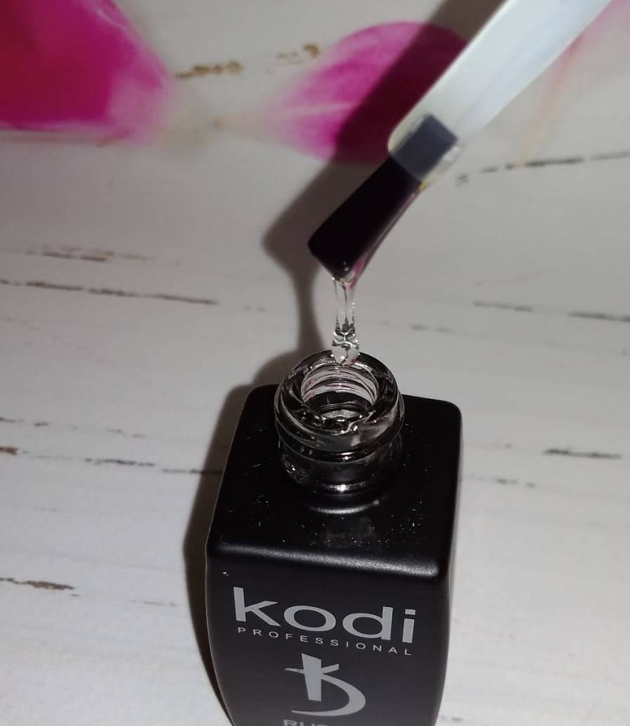 

Каучуковый топ Kodi Rubber Base Gel, 8 мл