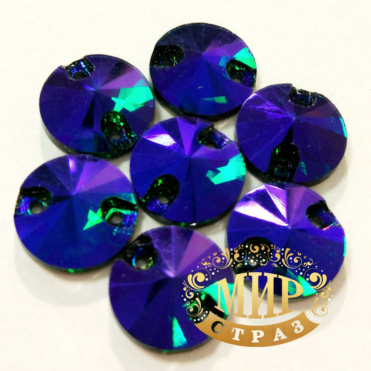 

Пришивные стразы 12мм Цвет Emerald AB* 1шт