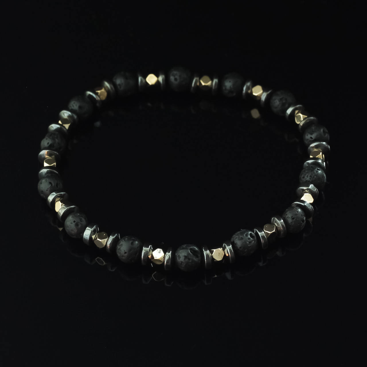 

Лава вулканическая и Гематит браслет мужской из натурального камня Yves ИФ