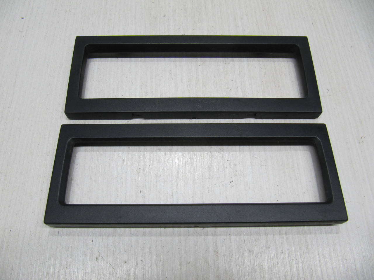 

Рамка декор блока климат контроля Гольф 4 Бора Пассат Б5 VW Golf 4 Bora Passat B5 Оригинал 1J0 907 047 E