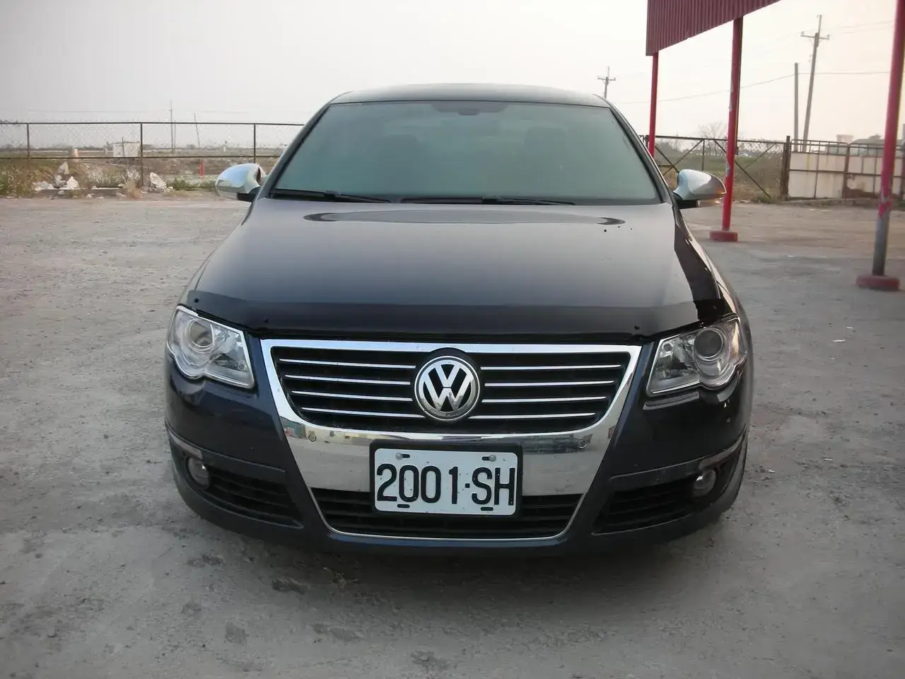 

Дефлектор капота Volkswagen Passat/Фольксваген Пассат Б6 2006-2011 Хик на крепежах